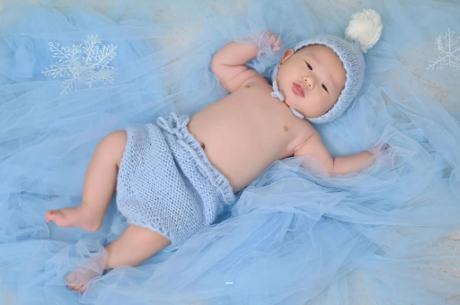 楚雄摸孕妇肚子沾喜气